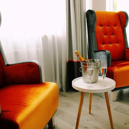 Hotel Pomaranczowa Plaza Сопот Экстерьер фото