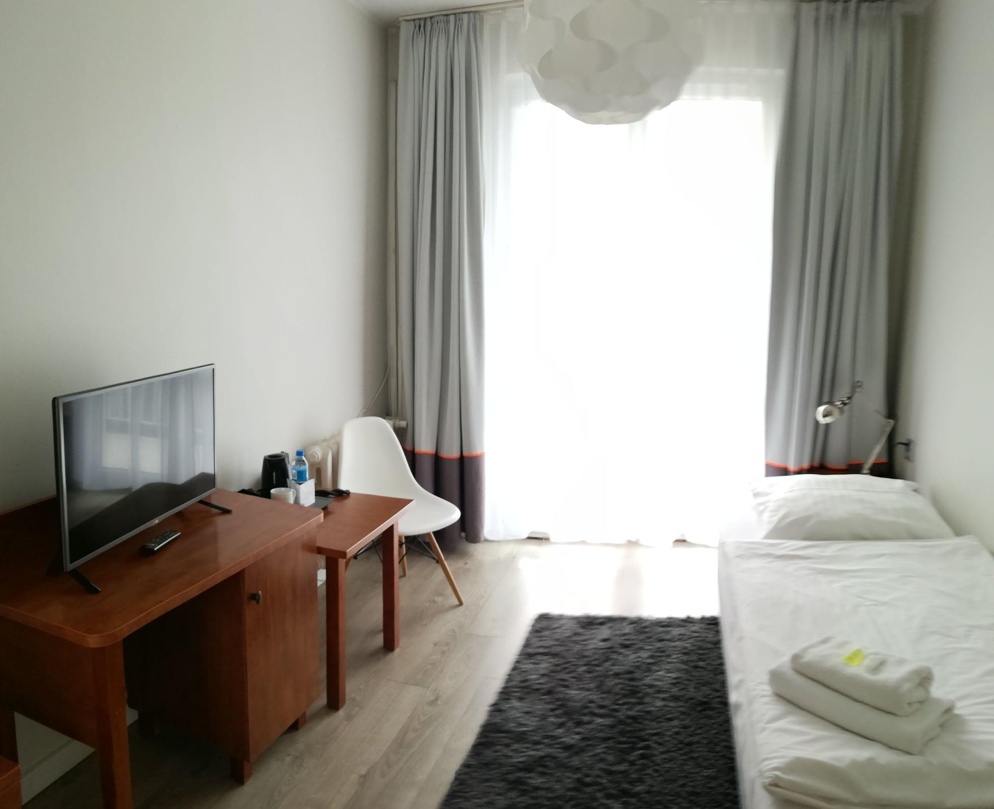 Hotel Pomaranczowa Plaza Сопот Экстерьер фото