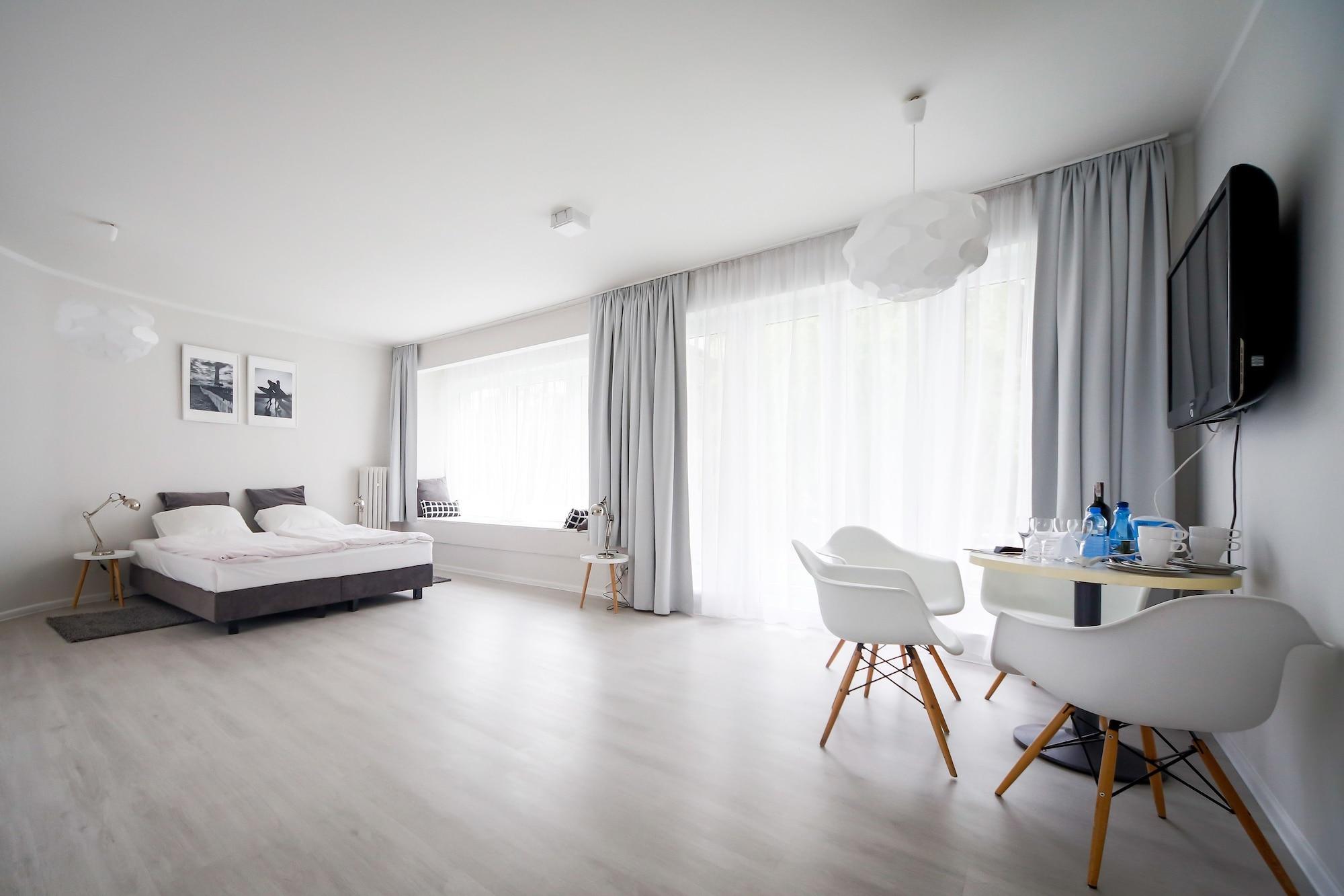 Hotel Pomaranczowa Plaza Сопот Экстерьер фото